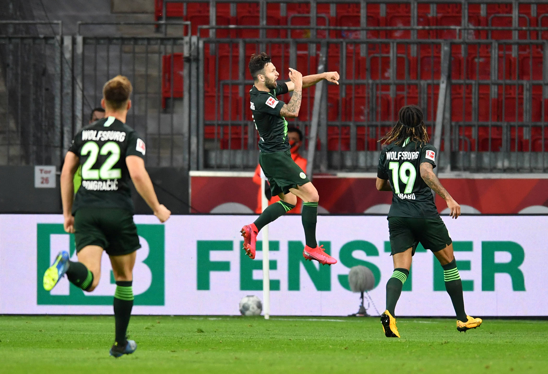 关于沃尔夫斯堡客场不敌RB莱比锡，遭遇连败的信息